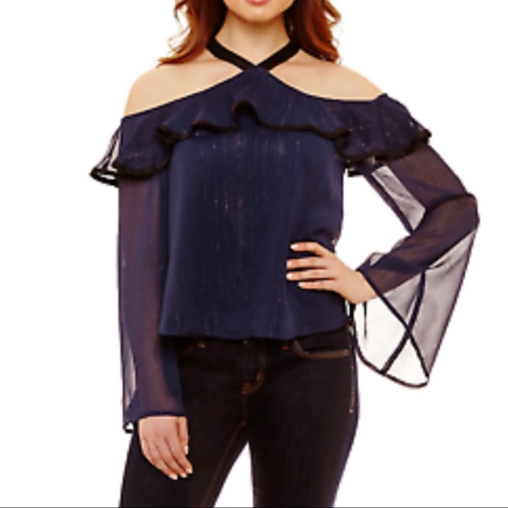 Bold Elements Cold Shoulder Top